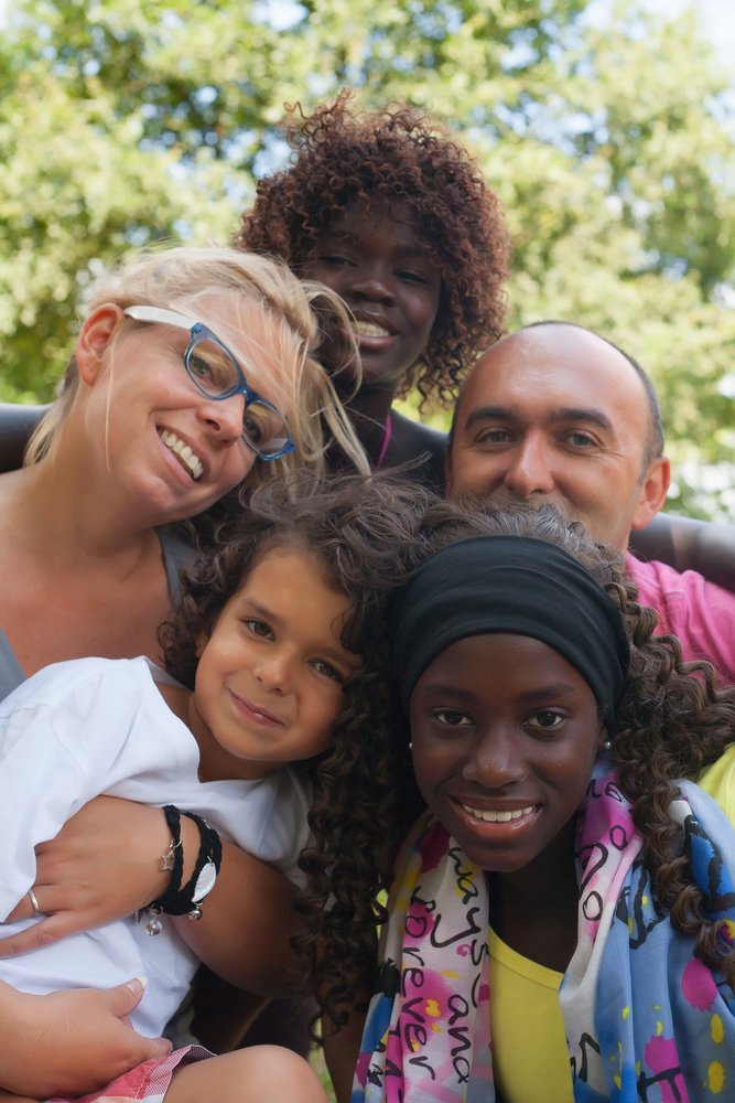 Happy,Multicultural,Family,Having,A,Nice,Summer,Day