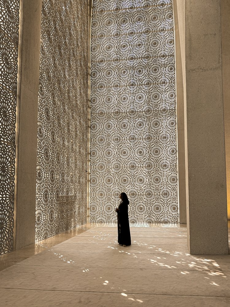 Abu,Dhabi,,Uae, ,18,October,2024,:,Shadows,Of